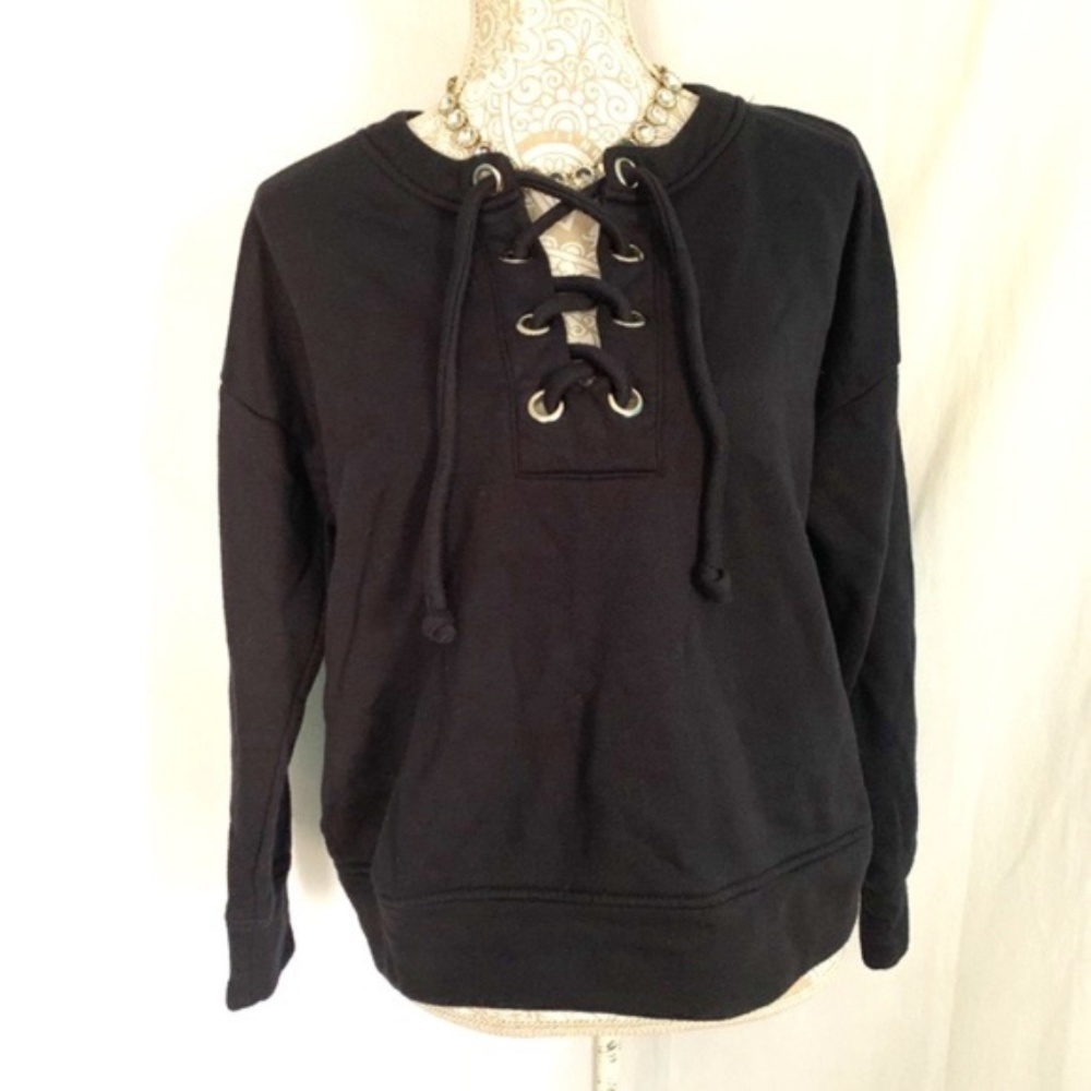 Harlowe & Graham // Black Lace Up Sweatshirt Medium mar2
